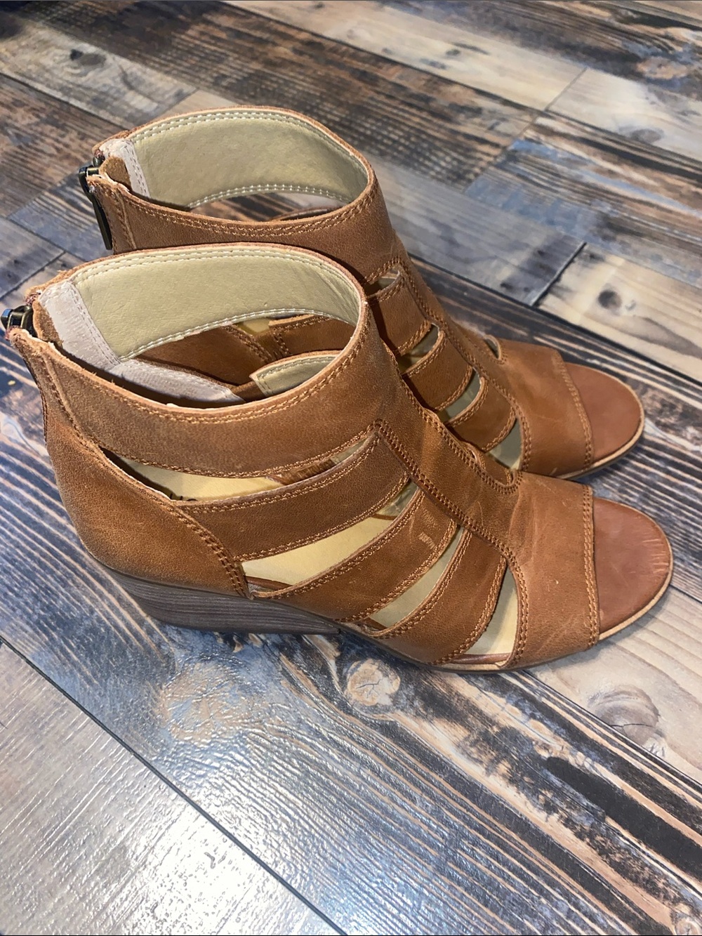 Lucky Brand Tan Brown Strappy Wedge Mules